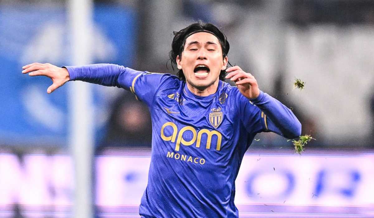 Cedera ACL Hantam Takumi Minamino, Mimpi Piala Dunia 2026 Terancam Pupus