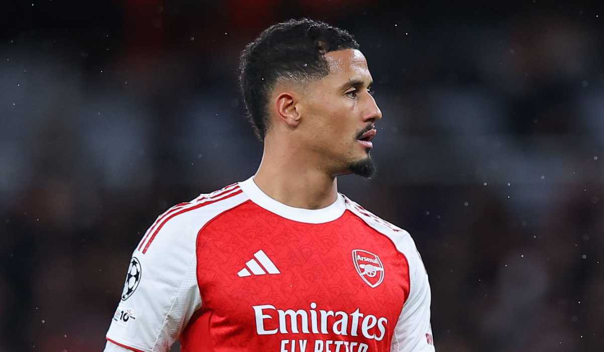 William Saliba saat tampil di laga Arsenal vs Bayern Munchen William Saliba saat tampil di laga Arsenal vs Bayern Munchen