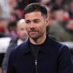 Real Madrid Bantai Bilbao 3-0, Xabi Alonso: Ini Performa Terbaik Kami Musim Ini! Xabi Alonso tersenyum di laga Athletic Bilbao vs Real Madrid