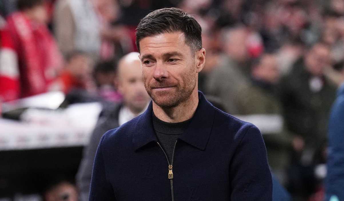 Xabi Alonso tersenyum di laga Athletic Bilbao vs Real Madrid