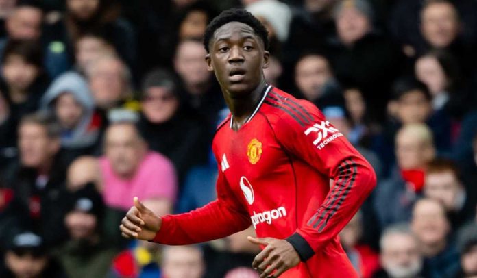 Aksi Kobbie Mainoo di laga Manchester United vs Manchester City Aksi Kobbie Mainoo di laga Manchester United vs Manchester City