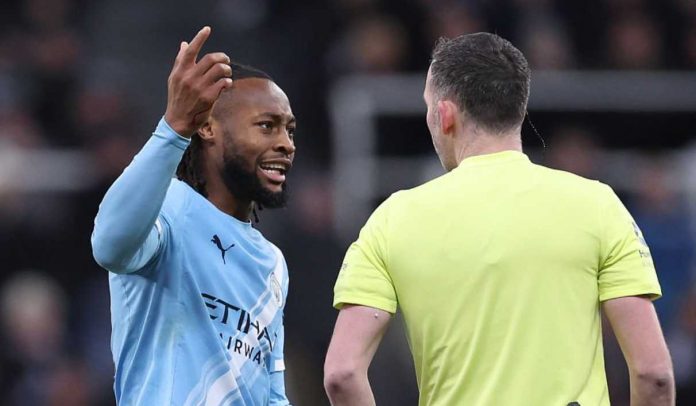 Antoine Semenyo protes dianulirnya golnay ke gawang Newcastle