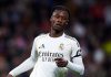 Eduardo Camavinga menggiring bola di laga Real Madrid vs Monaco di Liga Champions