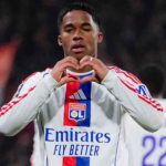 Endrick usai mencetak gol untuk Lyon di kandang Mtz