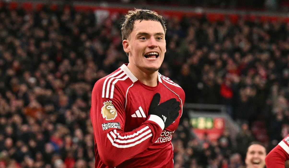 Florian Wirtz merayakan golnya ke gawang Fulham