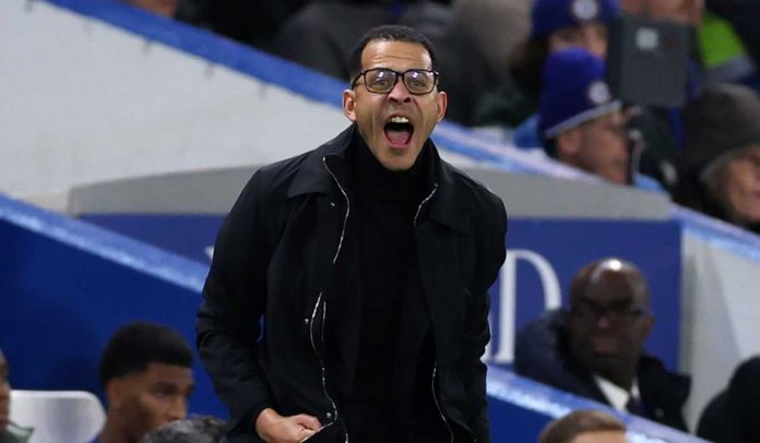 Gestur Liam Rosenior di laga Chelsea vs Arsenal Gestur Liam Rosenior di laga Chelsea vs Arsenal