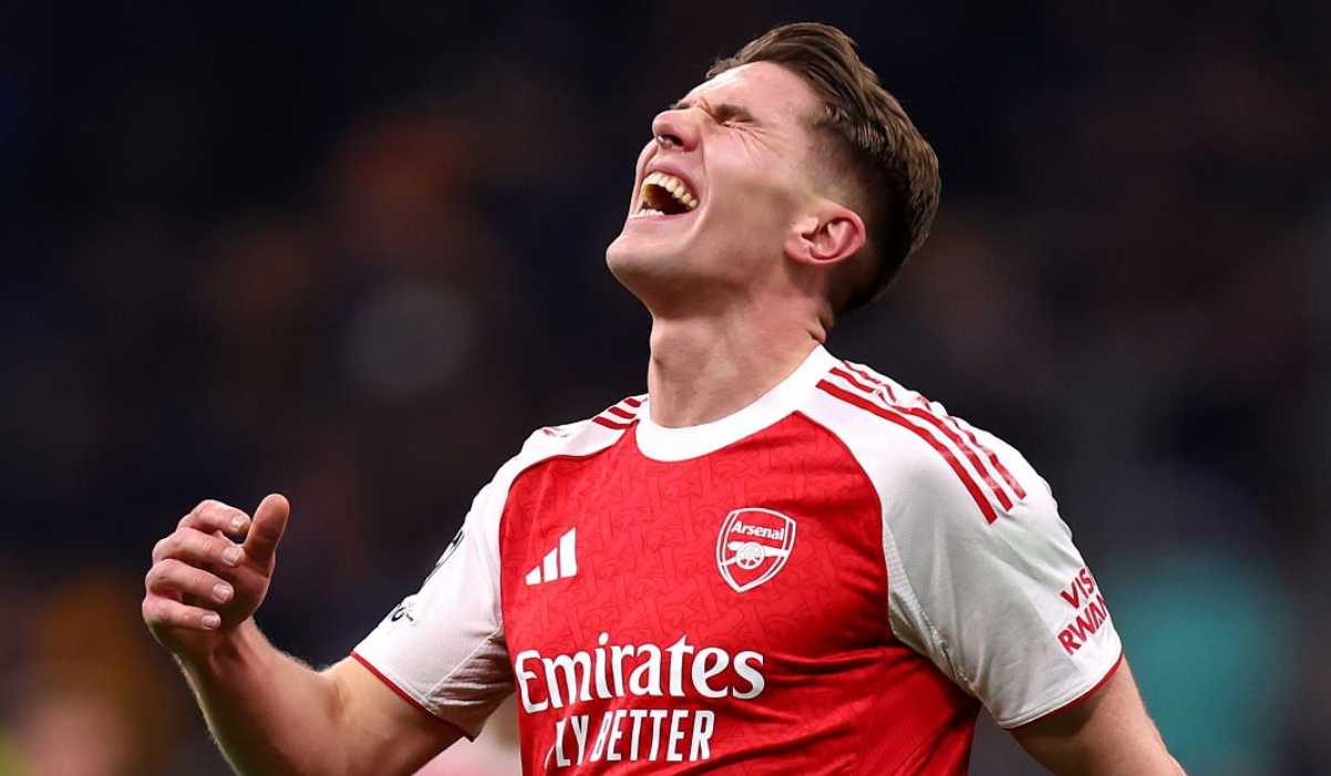 Gestur Viktor Gyokeres usai melewatkan peluang di laga Inter Milan vs Arsenal di Liga Champions