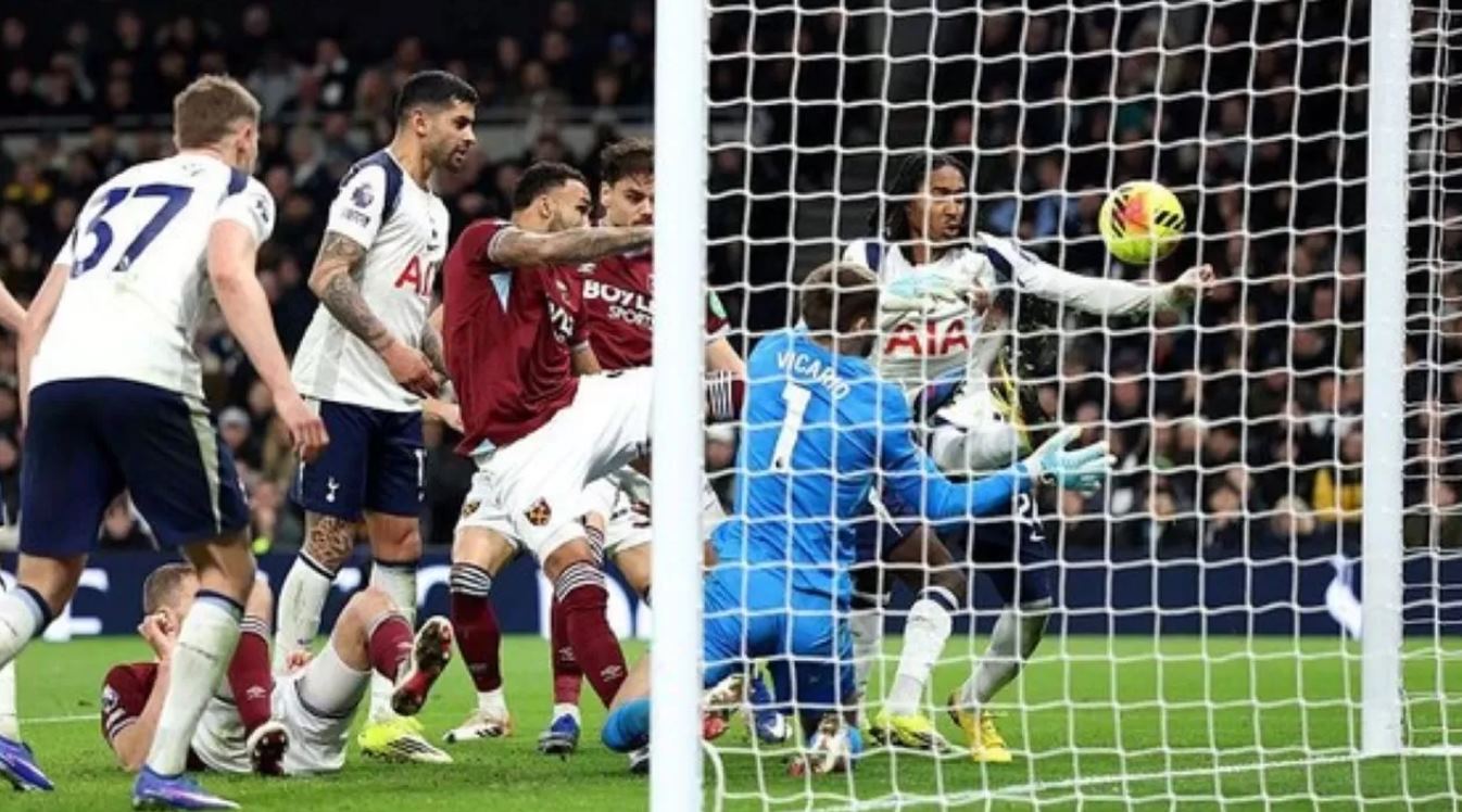 Gol telat menit akhir Callum Wilson ke gawang Tottenham Hotspur yang membuat West Ham berubah pikiran