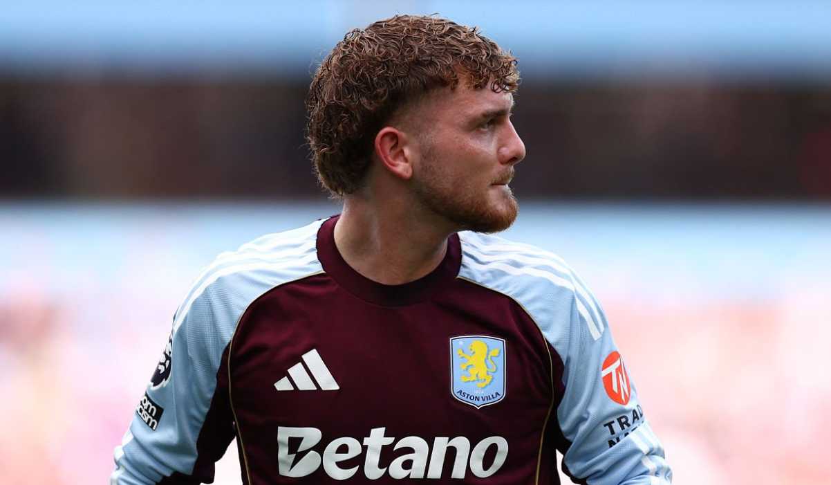 Harvey Elliot kurang mendapatkan menit bermain di Aston Villa