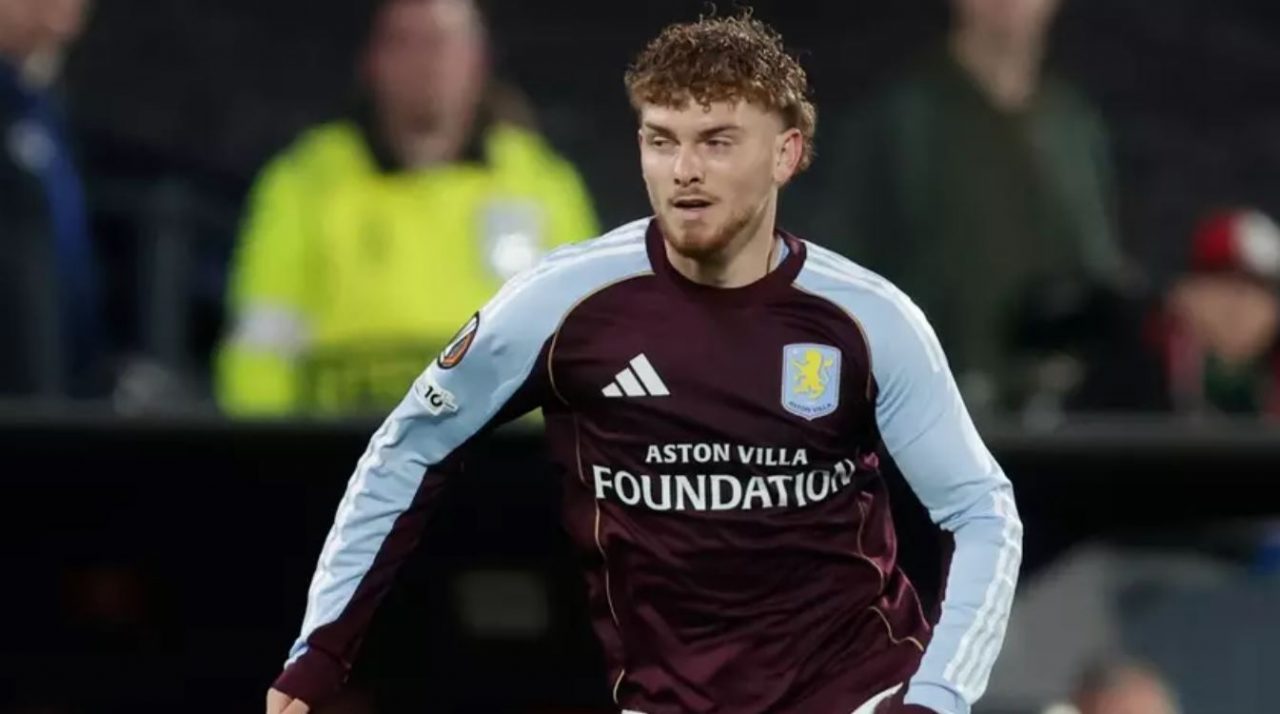 Harvey Elliott pemain Aston Villa pinjaman dari Liverpool