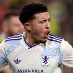 Jadon Sancho merayakan golnya di laga Fenerbahce vs Aston Villa di Europa League