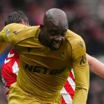 Juventus Siapkan Tawaran Baru Untuk Jean-Philipp Mateta, Joshua Zirkzee Juga Dipertimbangkan Jean-Philippe Mateta menggiring bola di laga Sunderland vs Crystal Palace di Premier League