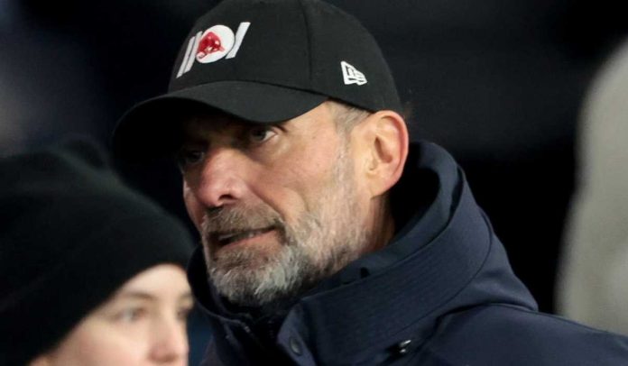 Jurgen Klopp saat menyaksikan laga PSG vs Paris FC Jurgen Klopp saat menyaksikan laga PSG vs Paris FC