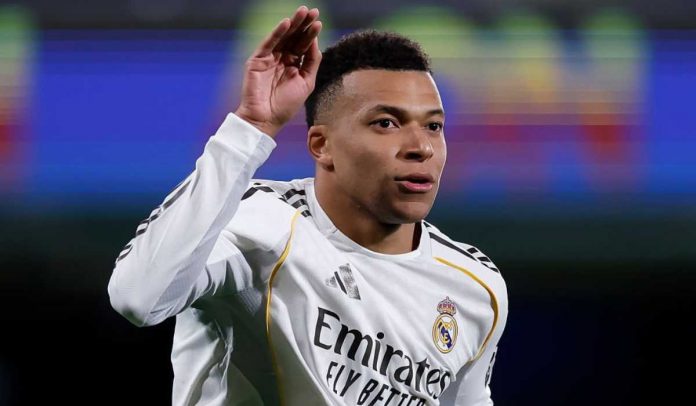 Kylian Mbappe merayakan golnya di laga Villarreal v Real Madrid di LaLiga