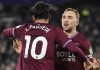 Lucas Paqueta dan Jarrod Bowen merayakan gol ke gawang Brighton