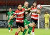 Lulinha Saat Membela Madura United Melawan Persebaya di Pekan Sebelumnya