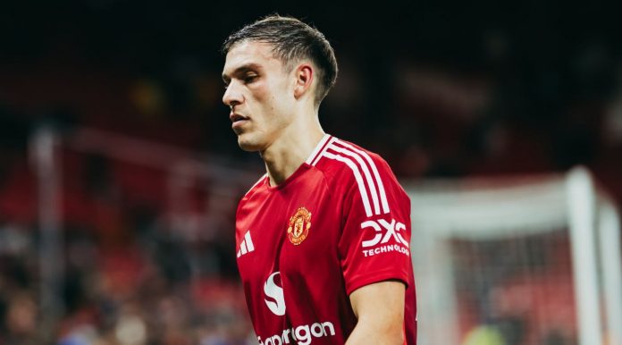 Efek Domino di Old Trafford: Manuel Ugarte Segera Tinggalkan Manchester United Efek Domino di Old Trafford: Manuel Ugarte Segera Tinggalkan Manchester United