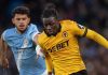 Mateus Mane menggiring bola di laga Manchester City v Wolverhampton Wanderers di Premier League