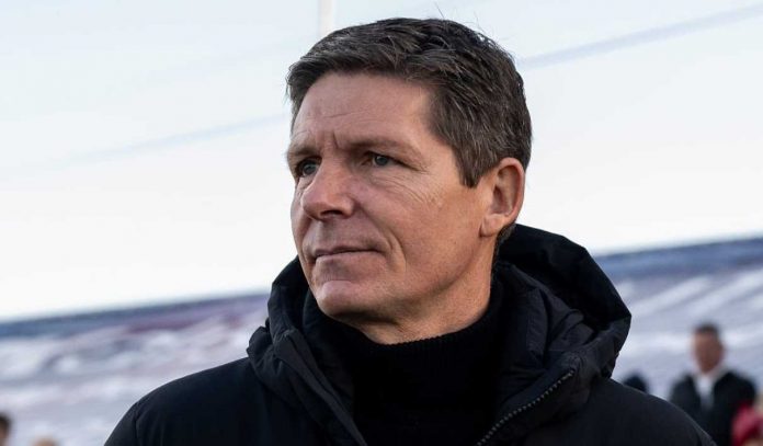 OIiver Glasner di laga Macclesfield vs Crystal Palace OIiver Glasner di laga Macclesfield vs Crystal Palace
