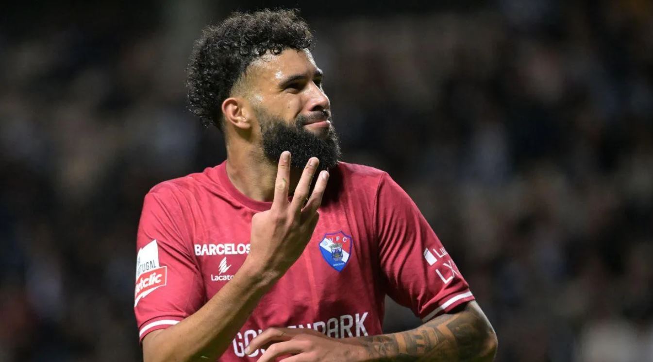 Pablo Felipe resmi gabung West Ham United