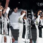 Para pemain Juventus merayakan gol ke gawang Napoli di Serie A