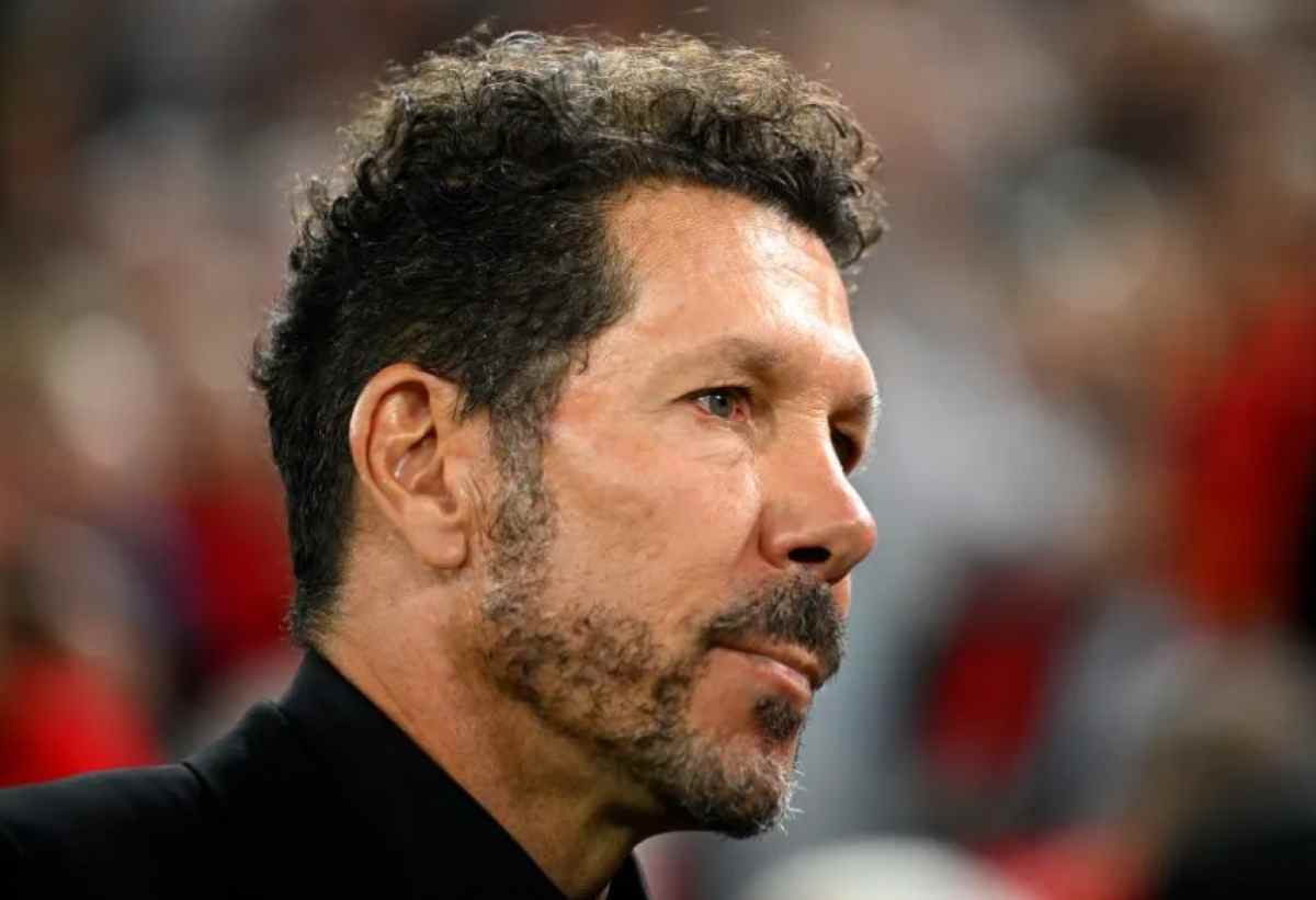 Pelatih Atletico Diego Simeone Siapkan Rencana Khusus untuk Menjaga Vinicius Jr di Piala Super Pelatih Atletico Diego Simeone Siapkan Rencana Khusus untuk Menjaga Vinicius Jr di Piala Super