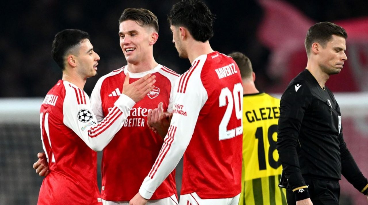 Pemain Arsenal merayakan kemenangan di Matchday 8 fase liga Liga Champions