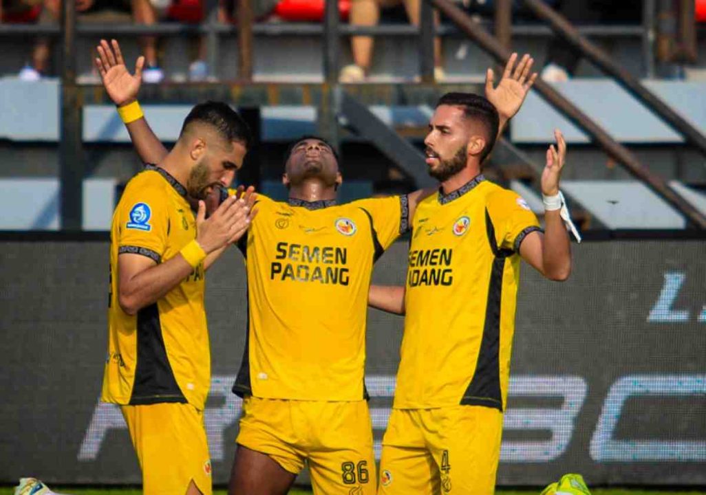 Semen Padang Berhasil Mencuri Poin di Kandang Bali United