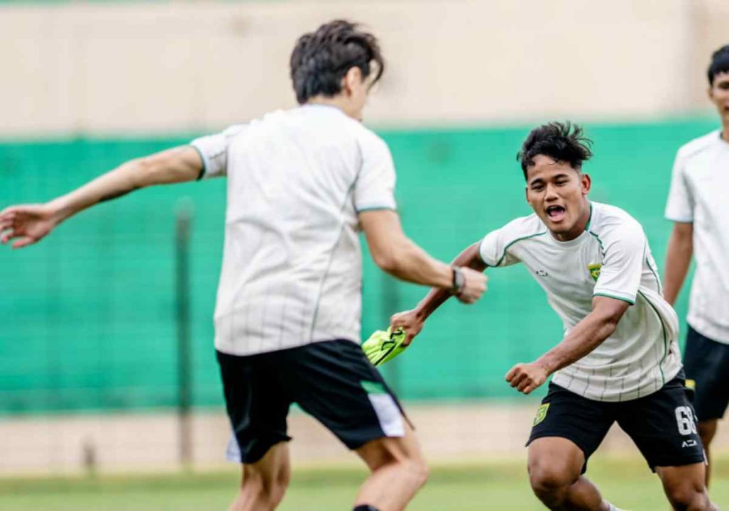 Sesi Latihan Persebaya Jelang Beraksi di Kandang PSIM