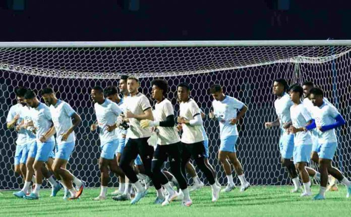 Sesi Latihan Persib Bandung Jelang Tandang ke Persik Kediri