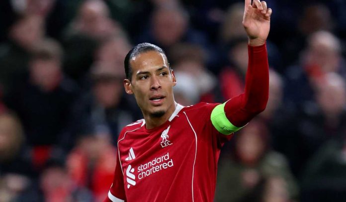 Virgil van Dijk merayakan gol kedua timnya di laga Liverpool vs Qarabag di Liga Champions