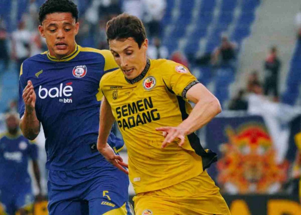 Arema FC Menjamu Semen Padang di pekan ke-21