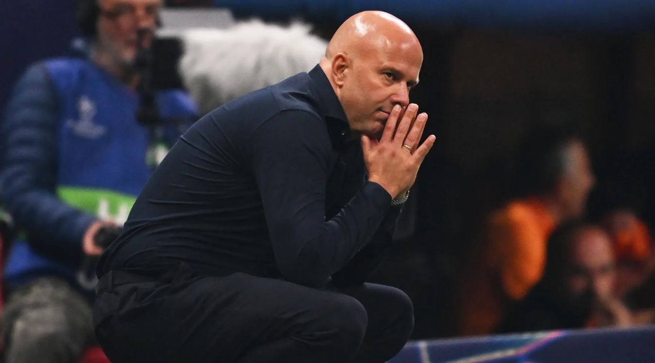 Arne Slot pelatih Liverpool