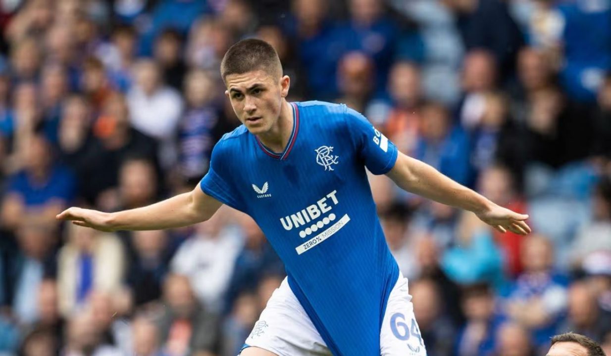 Bailey Rice pemain Rangres incaran Aston Villa