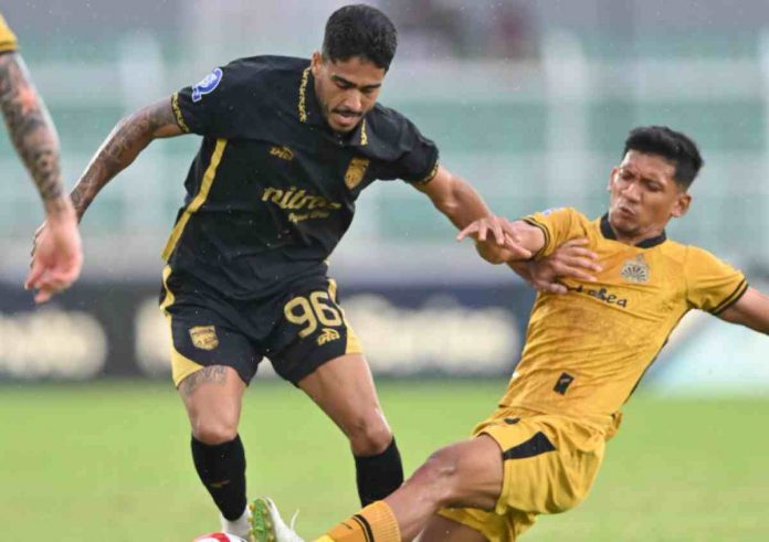 Bhayangkara FC menjamu Borneo FC di pekan ke-20 Bhayangkara FC menjamu Borneo FC di pekan ke-20