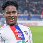 Endrick usai mencetak gol untuk Lyon
