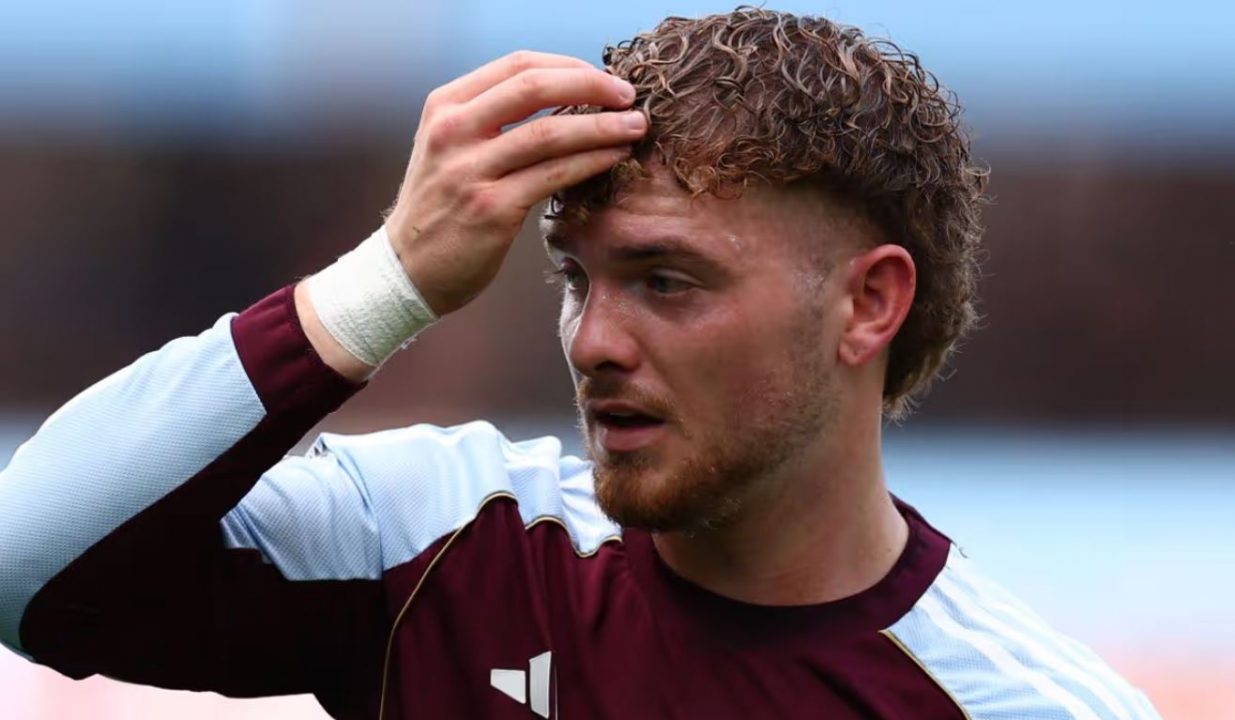 Harvey Elliot pemain Liverpool yang dipinjamkan ke Aston Villa