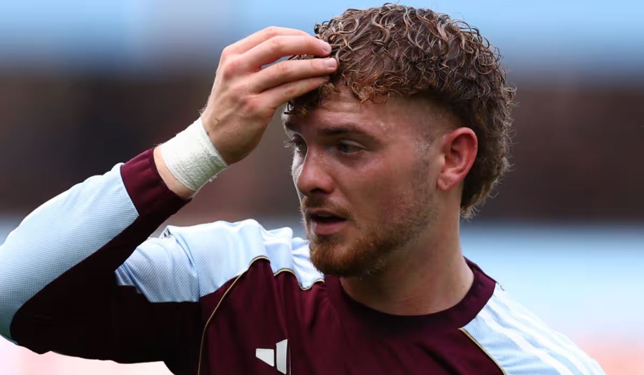 Harvey Elliot pemain Liverpool yang dipinjamkan ke Aston Villa