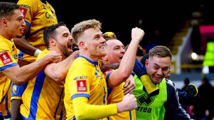 Hasil Burnley vs Manfield skor 1-2 di putaran keempat Piala FA Hasil Burnley vs Manfield skor 1-2 di putaran keempat Piala FA