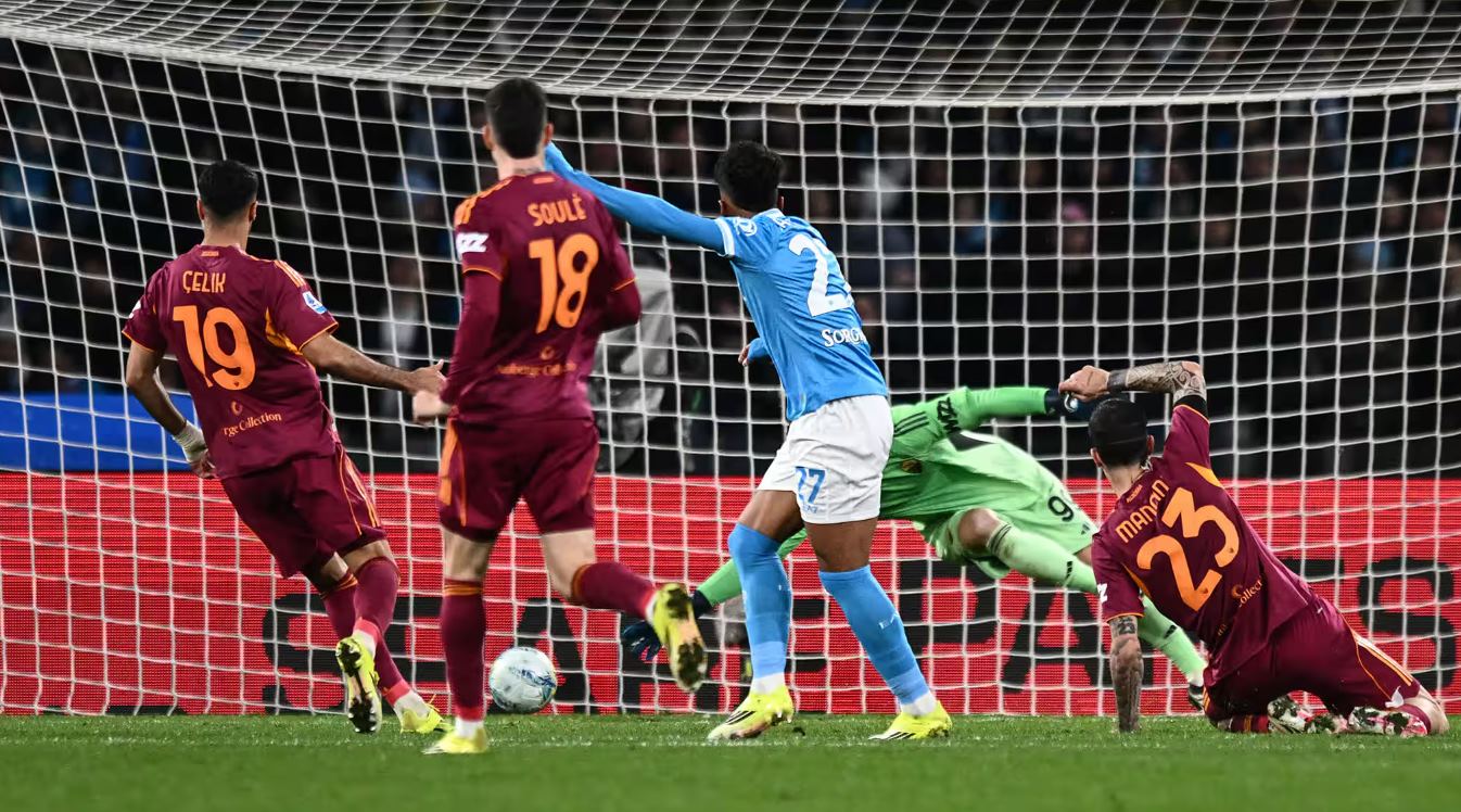 Hasil Napoli vs AS Roma skor akhir 2-2 di Liga Italia