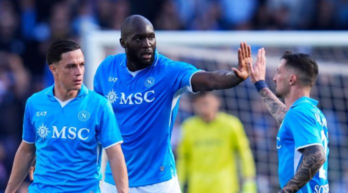 Hasil Napoli vs Fiorentina skor 2-1 di Liga Italia Hasil Napoli vs Fiorentina skor 2-1 di Liga Italia