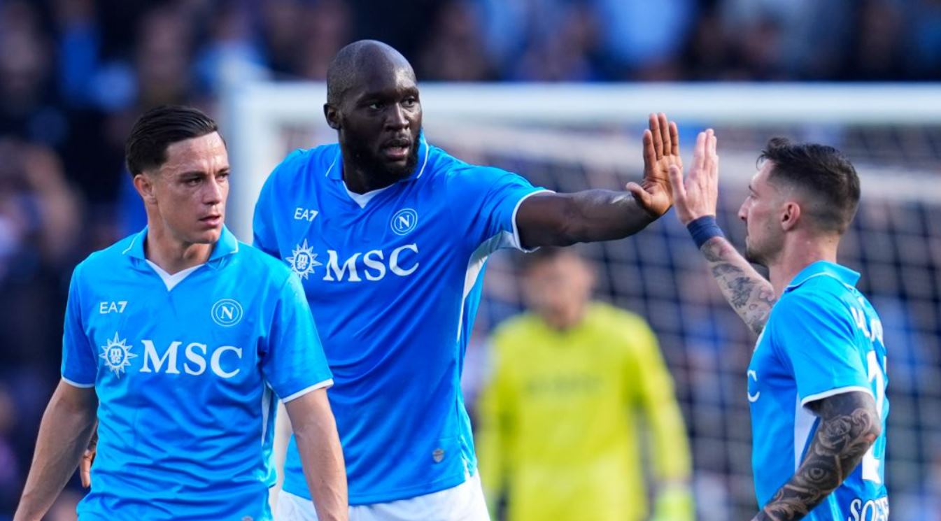 Hasil Napoli vs Fiorentina skor 2-1 di Liga Italia