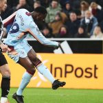 Hasil Newcastle United vs Brentford skor 2-3 - Liga Inggris