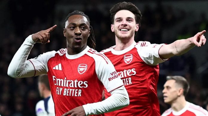 Hasil Tottenham Hotspur vs Arsenal skor 1-4 Hasil Tottenham Hotspur vs Arsenal skor 1-4