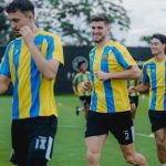 Prediksi Persita vs Dewa United: Banten Warriors Tekad Lanjutkan Tren Positif di Kandang Lawan Ivar Jenner dalam sesi latihan Dewa United jelang tandang ke Persita