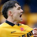 Jorgen Strand Larsen pemain Wolves