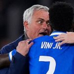 Jose Mourinho dan Vinicius Junior