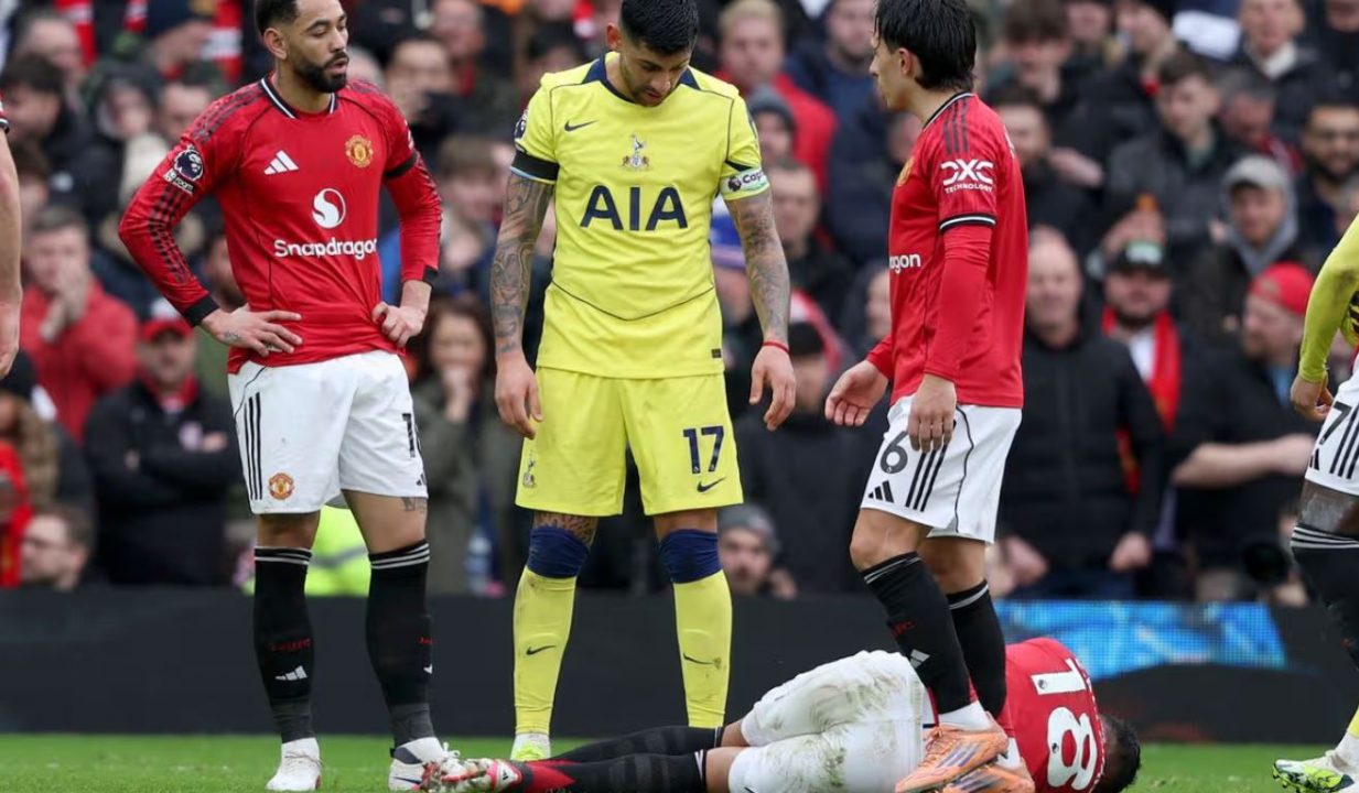 Kapten Tottenham Hotspur Cristian Romero mendapat hukuman larangan bermain di empat laga Liga Inggris