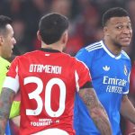 Mbappe Dengar Apa Yang Dikatakan Prestianni, Harus Dilarang Main Seumur Hidup! Mbappe Angkat Bicara soal Insiden Vinicius dan Pemain Benfica di Liga Champions, ia dengan apa yang dikatakan oleh Prestianni