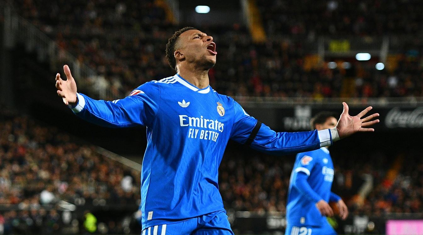 Kylian Mbappe pemain Real Madrid